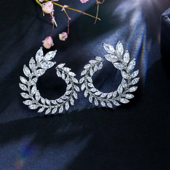 4 Pcs Set 925 Sterling Silver Cubic Zirconia Necklace, Earrings, Bracelet, Ring - Picture 9 of 10